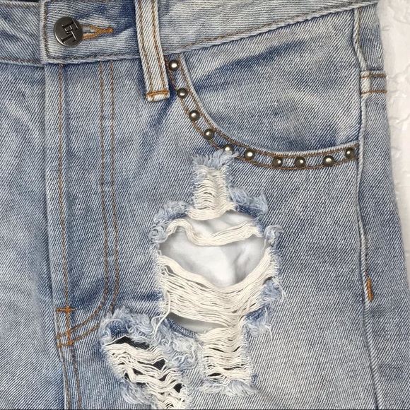 Evil Twin distressed cut off studded shorts XS - Picture 2 of 5